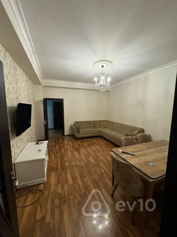 Kirayə verilir 21 otaqlı yeni tikili 55 m²