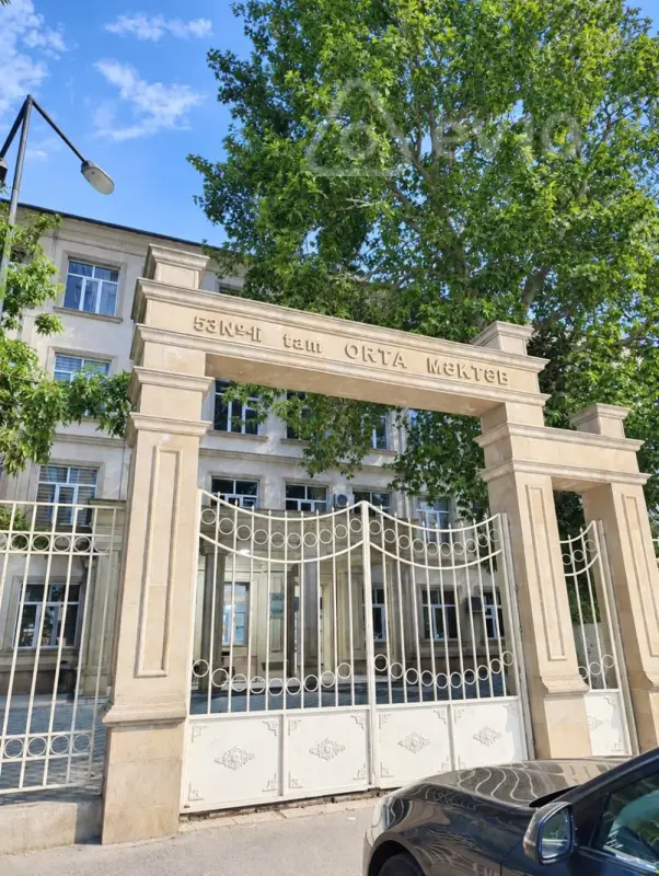 Satılır 2 otaqlı köhnə tikili 50 m²