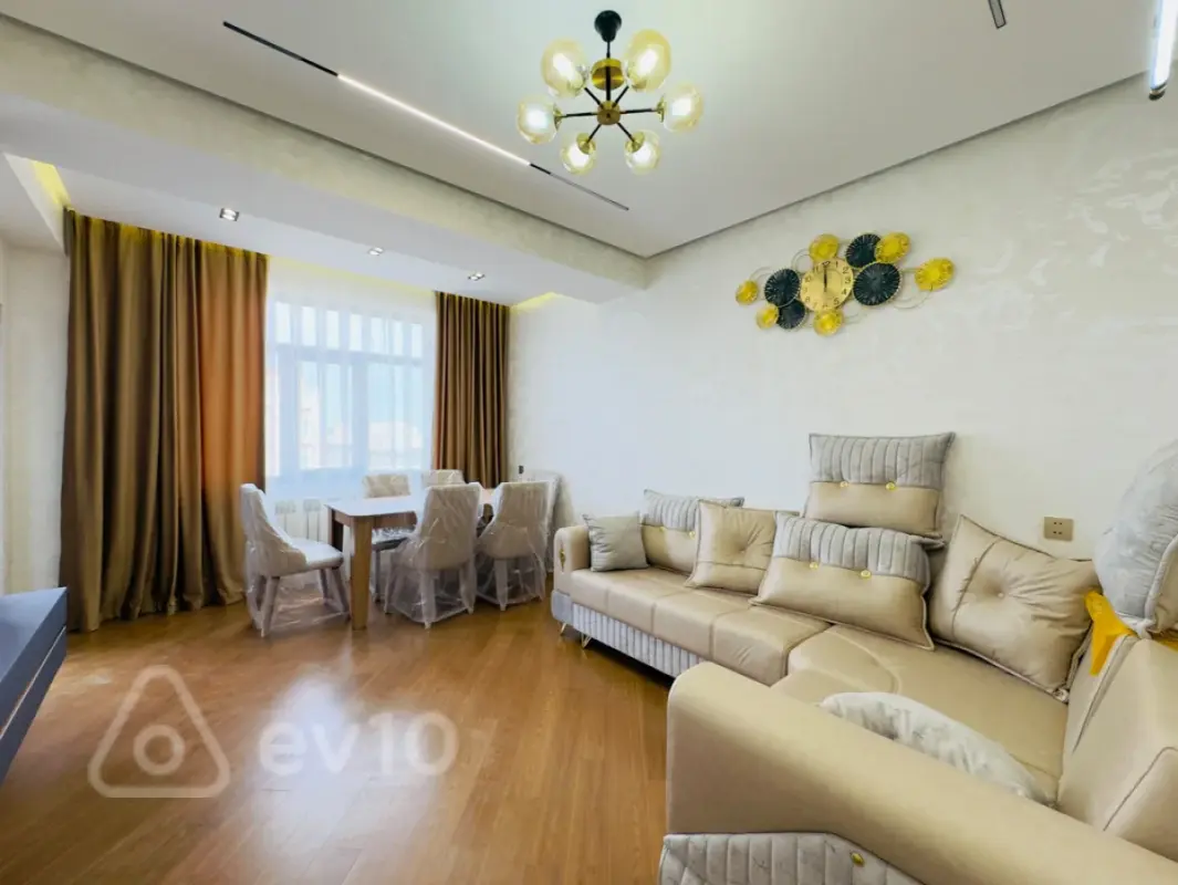 Satılır 2 otaqlı yeni tikili 54 m²