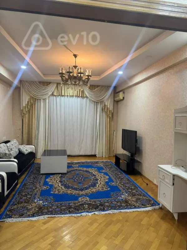 Satılır 3 otaqlı yeni tikili 150 m²