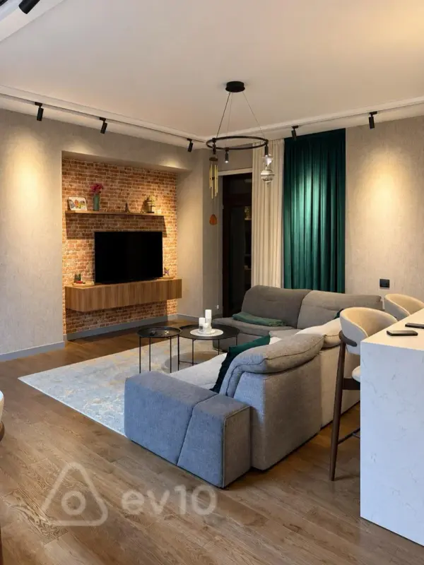 Kirayə verilir 3 otaqlı yeni tikili 115 m²