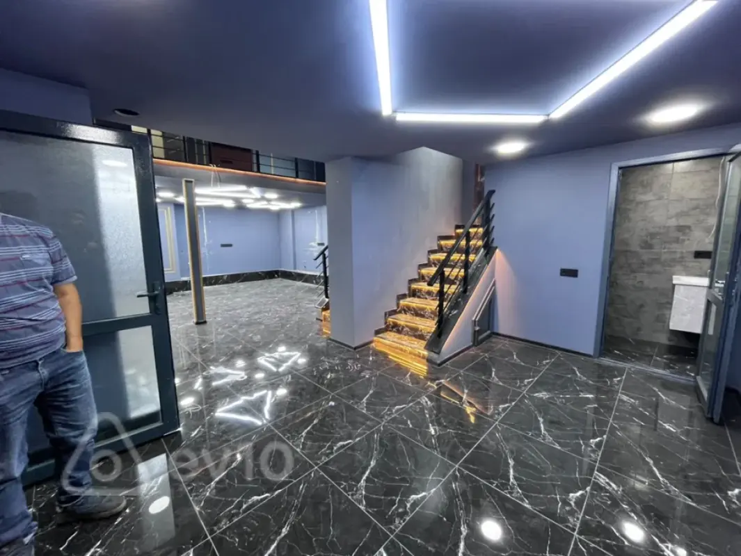 Kirayə verilir mənzil 120 m²