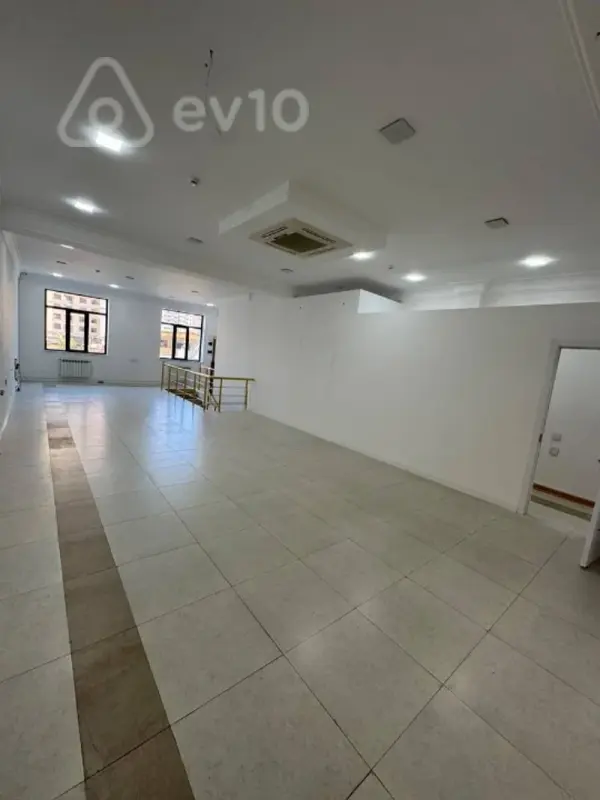 Kirayə verilir mənzil 120 m²
