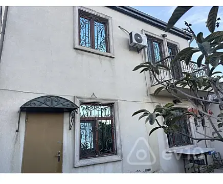 Satılır 5 otaqlı həyət evi 200 m² — Bakı, Binəqədi 5 otaq 200.00 m²