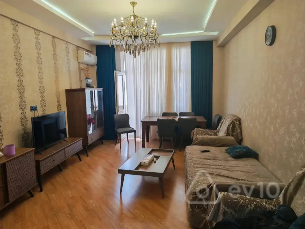 Satılır 3 otaqlı yeni tikili 105 m²