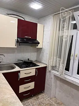 Kirayə verilir 3 otaqlı köhnə tikili 62 m² — Bakı, Nərimanov 3 otaq 62.00 m²