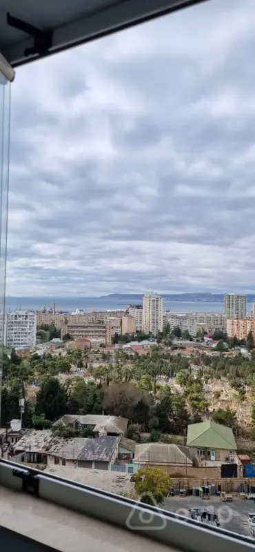 Kirayə verilir 2 otaqlı yeni tikili 65 m²