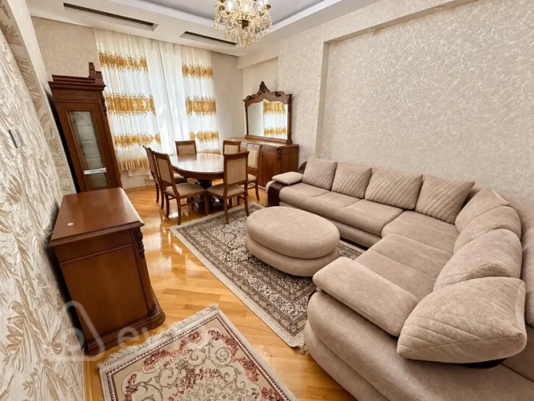 Satılır 3 otaqlı yeni tikili 95 m²