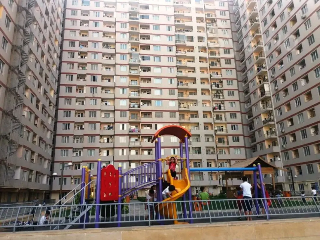 Satılır 3 otaqlı yeni tikili 98 m²