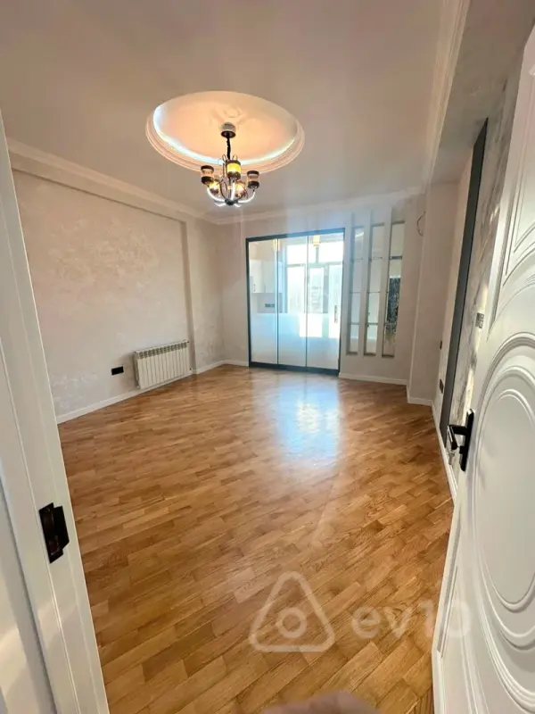 Satılır 2 otaqlı yeni tikili 60 m²