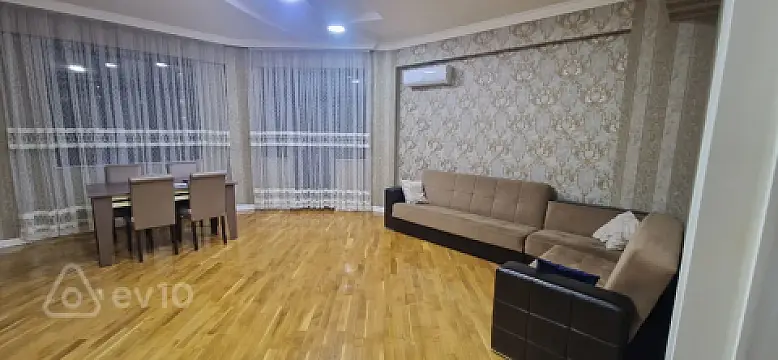 Kirayə verilir 3 otaqlı yeni tikili 140 m² — Bakı, Nəsimi 3 otaq 140.00 m²