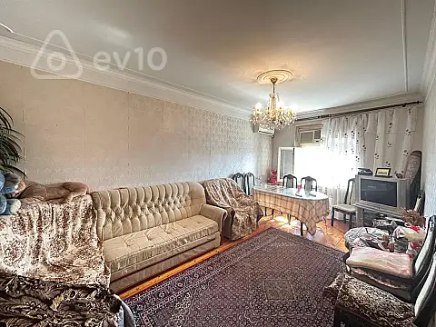 Satılır 3 otaqlı köhnə tikili 60 m² — Bakı, Nizami 3 otaq 60.00 m²