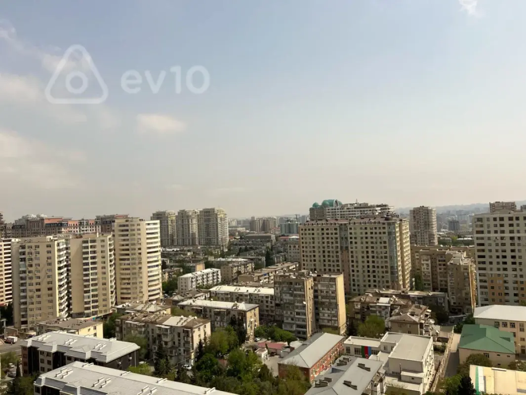 Satılır 3 otaqlı yeni tikili 160 m²