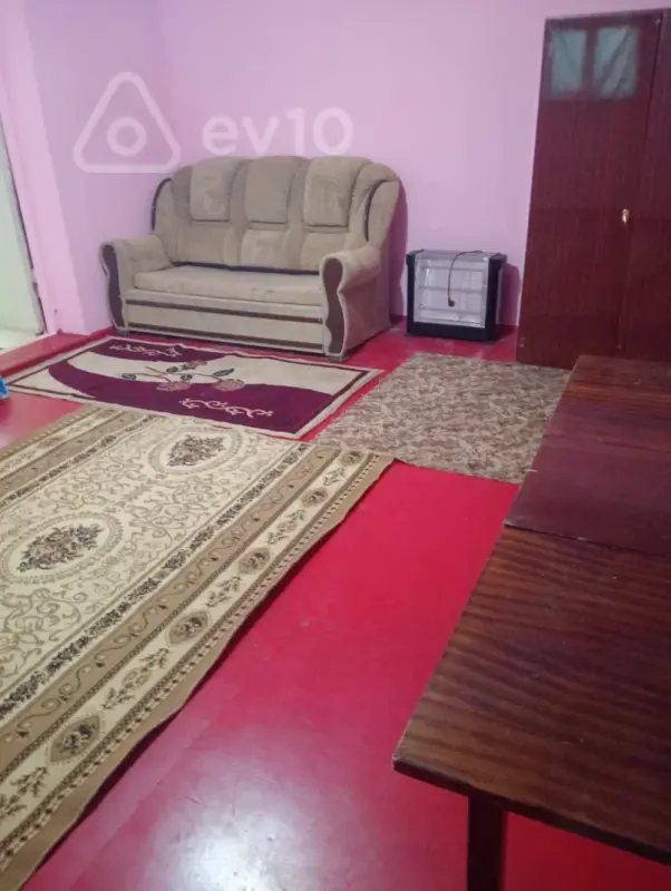 Kirayə verilir 2 otaqlı həyət evi 80 m²