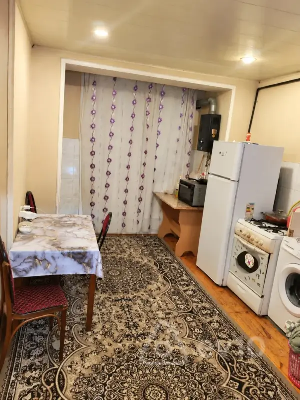 Satılır 3 otaqlı köhnə tikili 54 m²