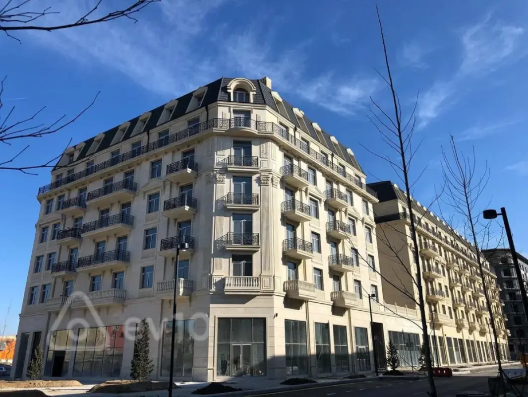 Satılır 176 otaqlı yeni tikili 176 m²