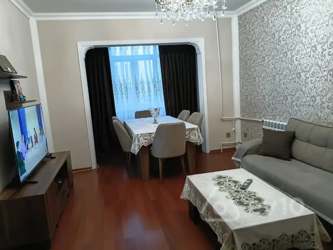 Satılır 3 otaqlı köhnə tikili 85 m²