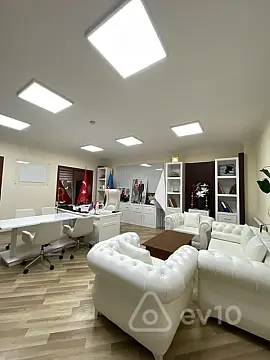 Kirayə verilir 12 otaqlı ofis 400 m² — Bakı, Yasamal 12 otaq 400.00 m²