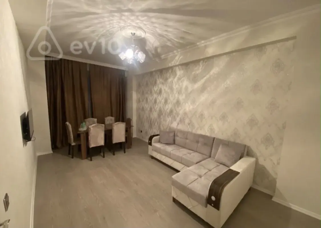 Kirayə verilir 2 otaqlı yeni tikili 62 m²