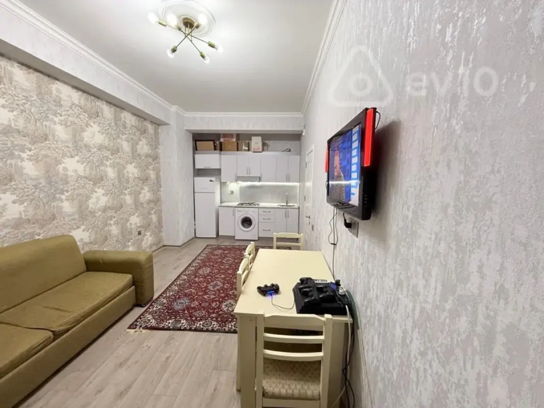 Kirayə verilir 2 otaqlı yeni tikili 55 m²