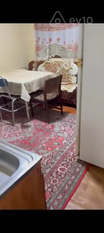 Kirayə verilir 2 otaqlı həyət evi 50 m²
