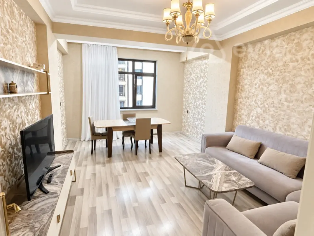 Satılır 3 otaqlı yeni tikili 100 m²