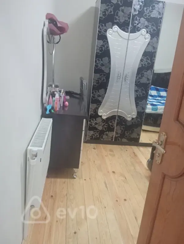 Kirayə verilir 2 otaqlı həyət evi 40 m²