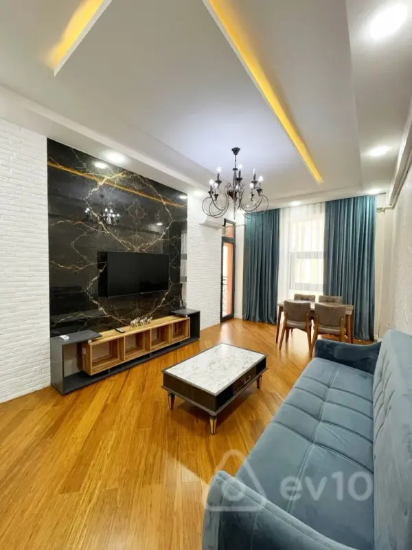 Kirayə verilir 2 otaqlı yeni tikili 16 m²