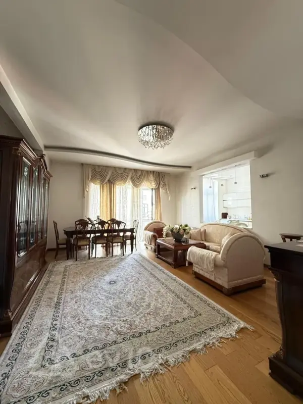 Kirayə verilir 3 otaqlı yeni tikili 120 m²
