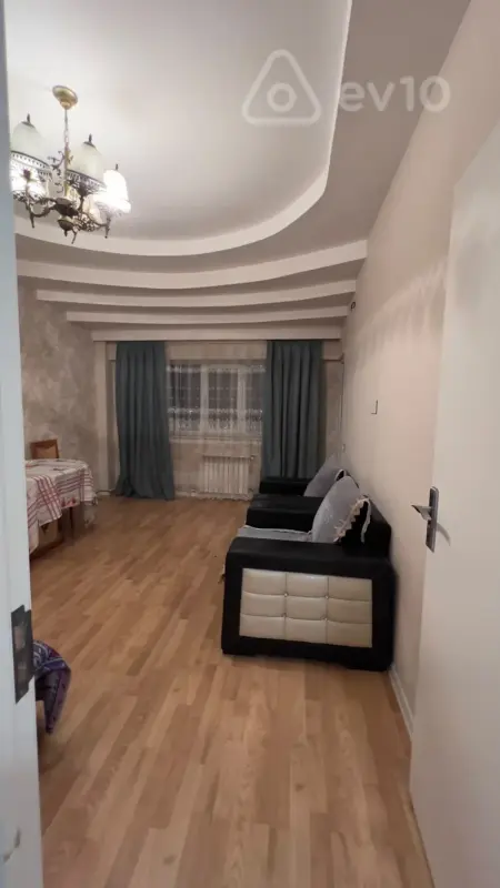 Kirayə verilir 2 otaqlı yeni tikili 50 m²