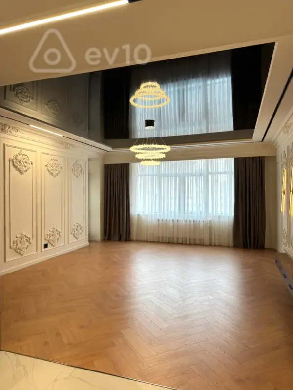 Satılır 3 otaqlı yeni tikili 108 m²