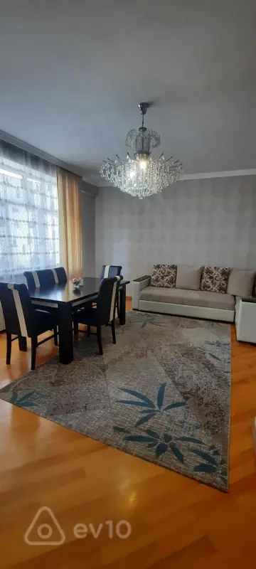 Kirayə verilir 2 otaqlı yeni tikili 57 m²