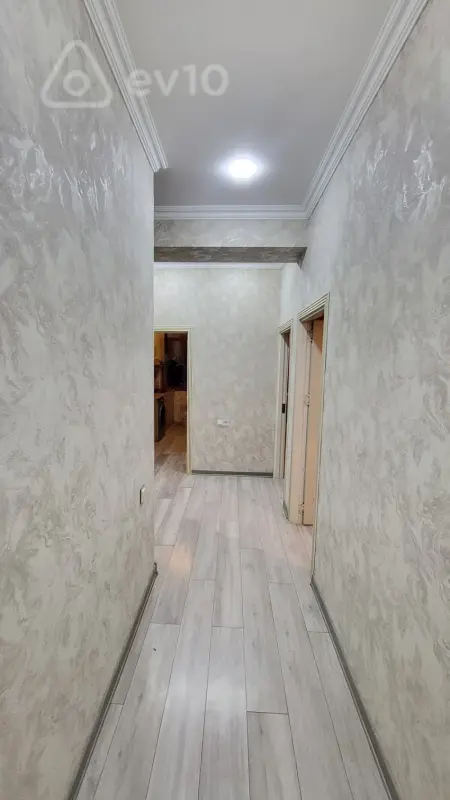 Kirayə verilir 2 otaqlı yeni tikili 50 m²