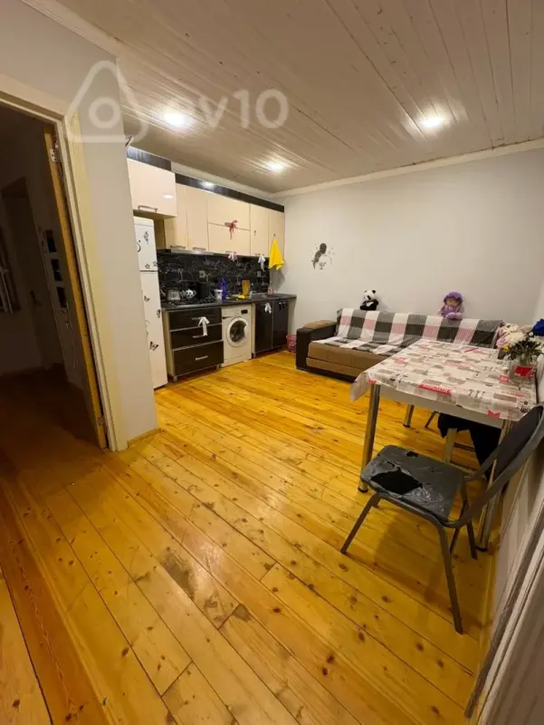Kirayə verilir 2 otaqlı həyət evi 50 m²