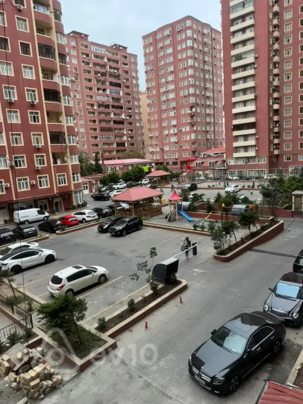 Satılır 2 otaqlı yeni tikili 60 m²
