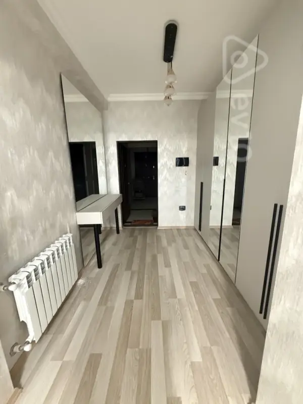 Kirayə verilir 3 otaqlı yeni tikili 130 m²