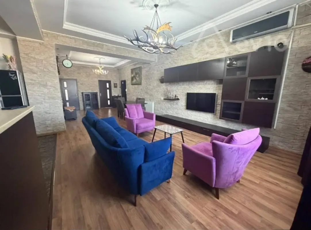 Kirayə verilir 3 otaqlı yeni tikili 90 m²
