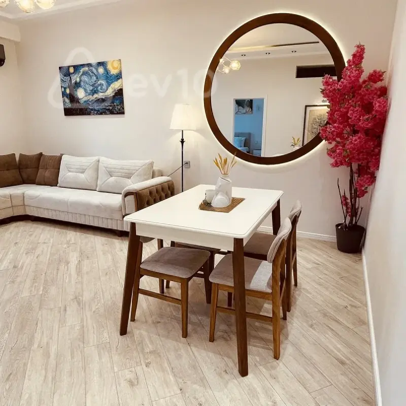 Kirayə verilir 3 otaqlı yeni tikili 100 m²