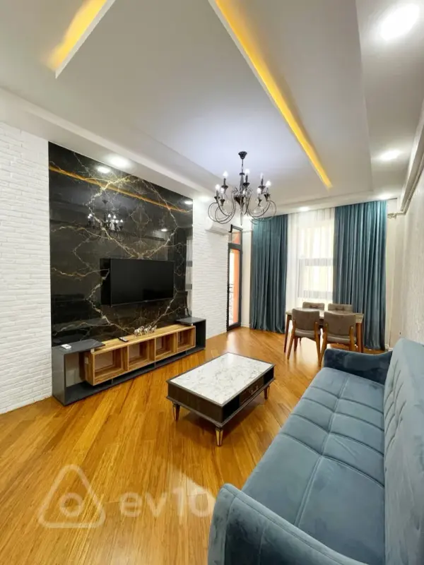 Kirayə verilir 2 otaqlı yeni tikili 52 m²