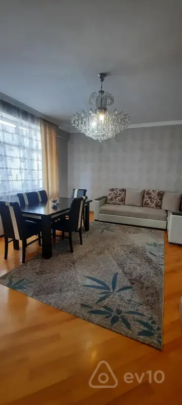 Kirayə verilir 2 otaqlı yeni tikili 60 m²