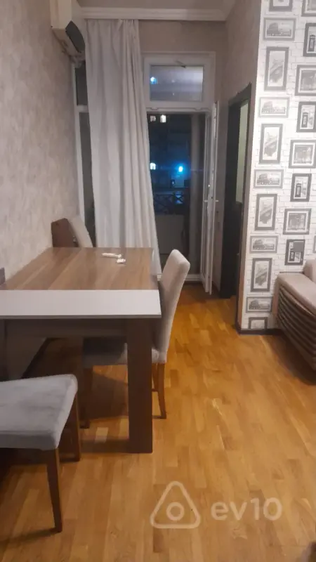 Kirayə verilir 2 otaqlı yeni tikili 45 m²