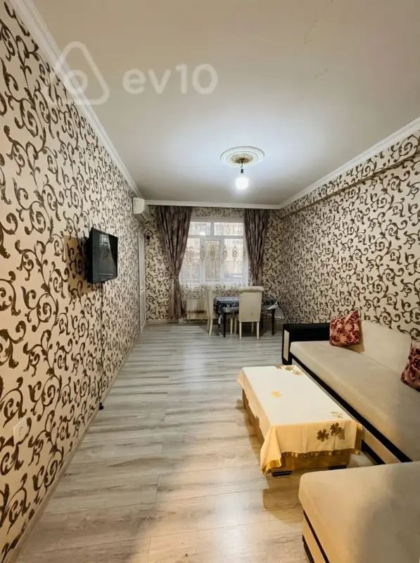 Kirayə verilir 2 otaqlı yeni tikili 65 m²