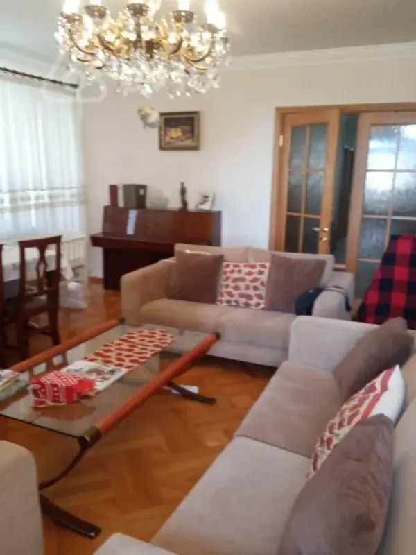 Kirayə verilir 4 otaqlı yeni tikili 115 m²