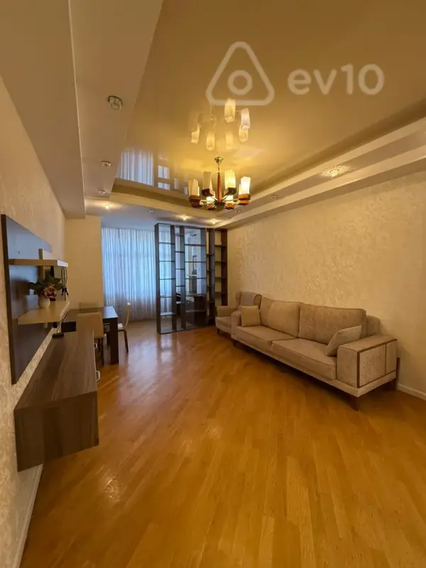 Kirayə verilir 3 otaqlı yeni tikili 130 m²