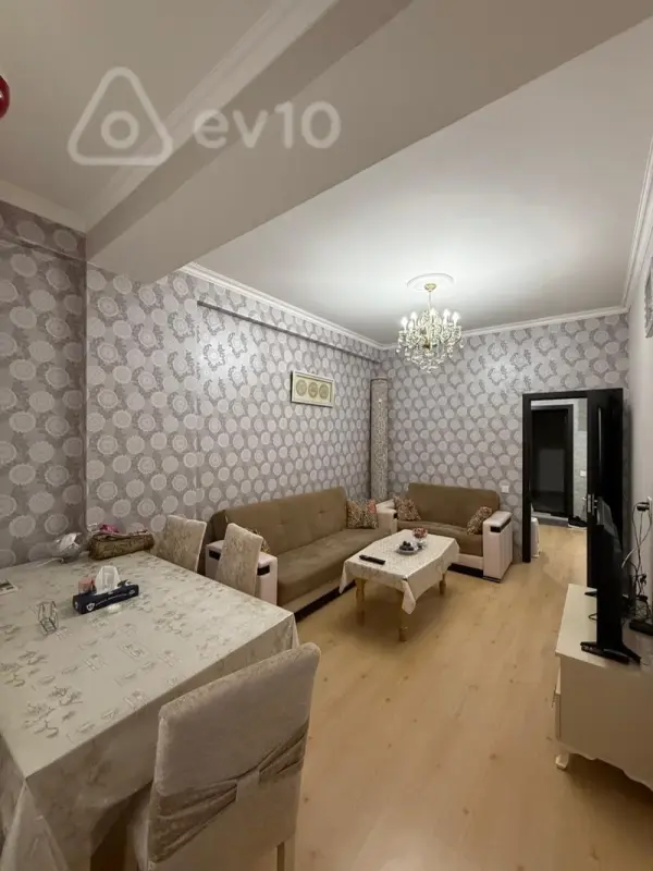 Satılır 2 otaqlı yeni tikili 60 m²