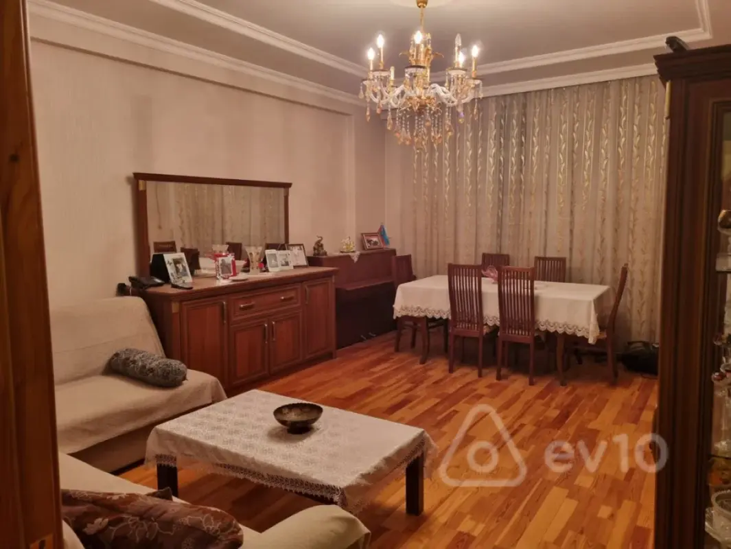 Kirayə verilir 2 otaqlı yeni tikili 74 m²