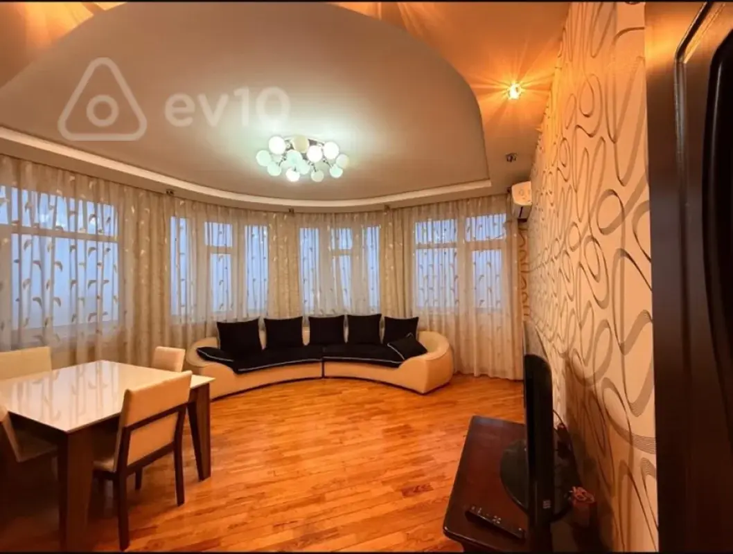 Satılır 3 otaqlı yeni tikili 142 m²