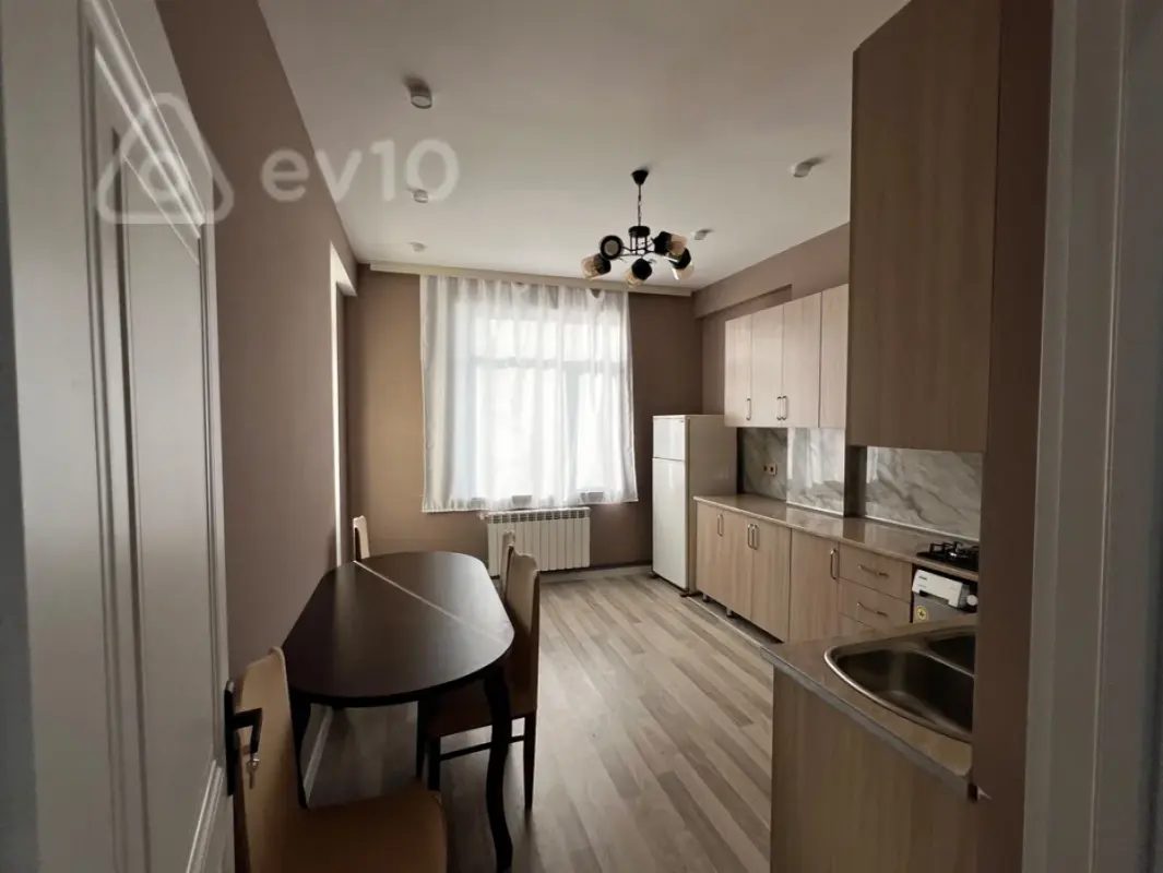 Kirayə verilir 2 otaqlı yeni tikili 55 m²