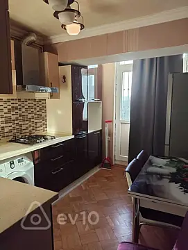 Kirayə verilir 2 otaqlı köhnə tikili 60 m² — Bakı, Yasamal 2 otaq 60.00 m²