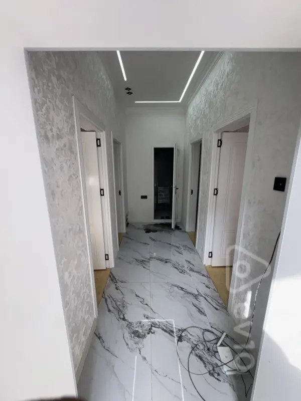 Satılır 3 otaqlı yeni tikili 100 m²